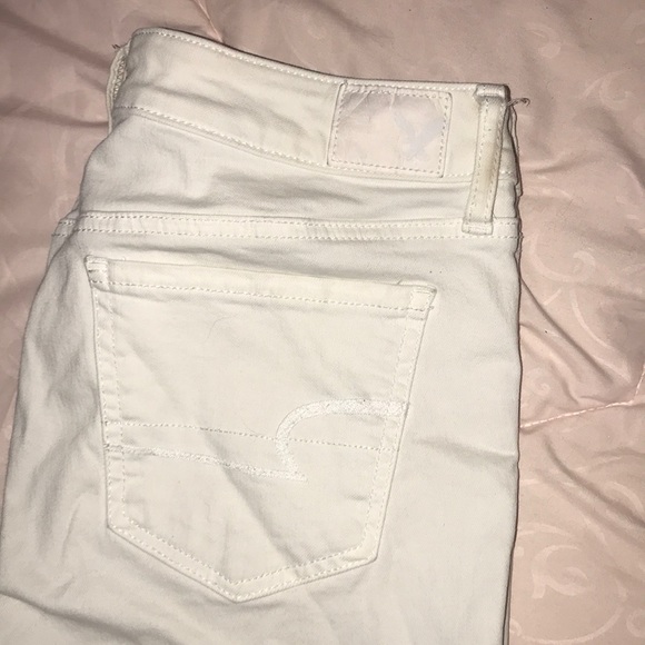 🍃white American Eagle jeans 🍃 - Picture 2 of 5